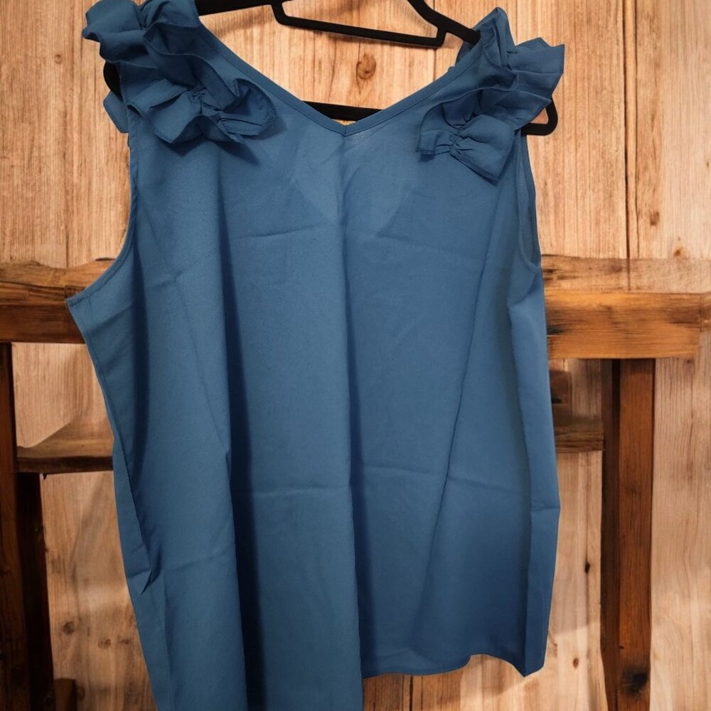 Zenana V-Neck Ruffle Sleeve Top Plus Size 1X 2X 3X NWT Boutique Style QT-2696X - Picture 7 of 8